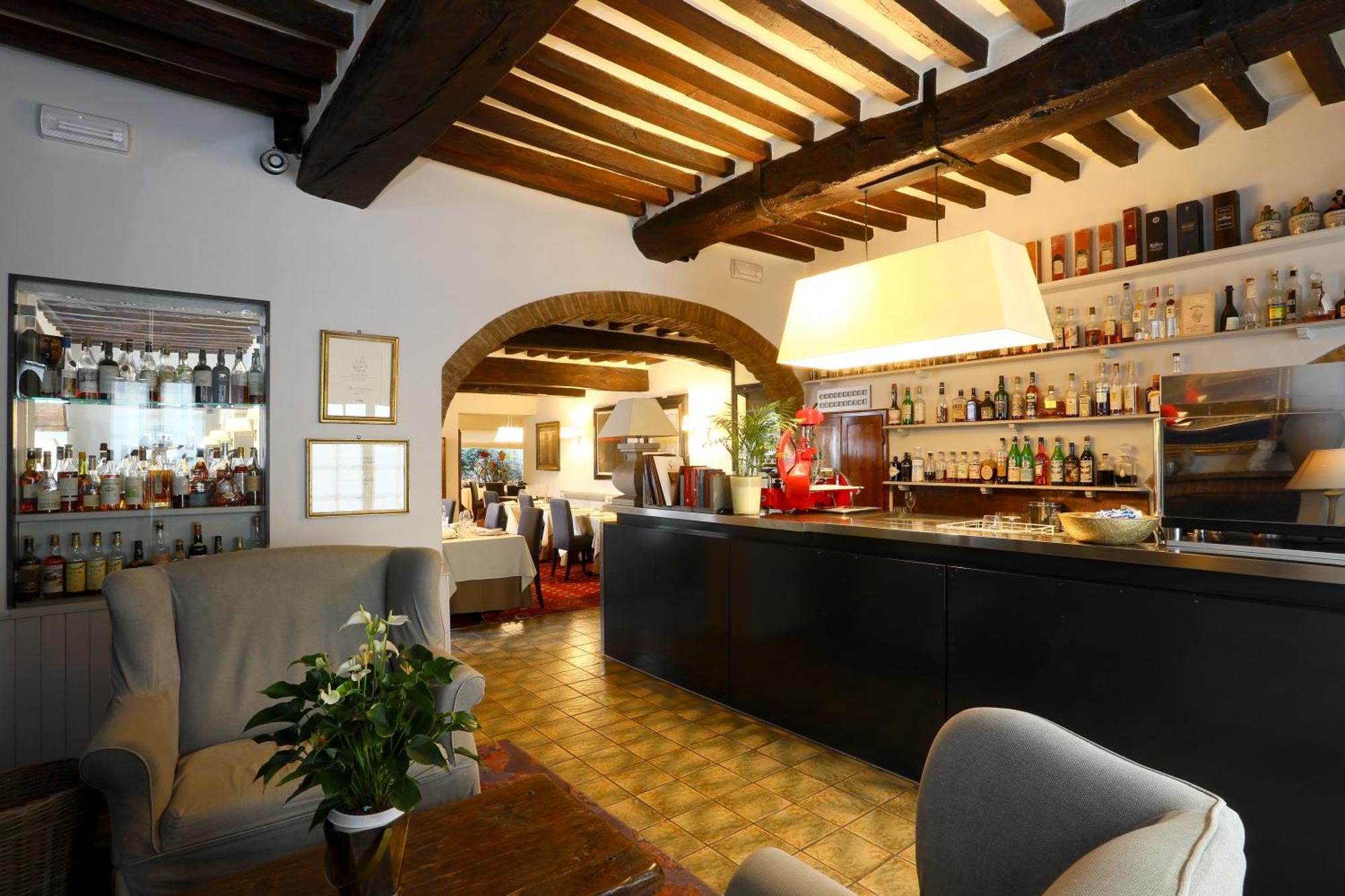 Locanda Stella D'Oro Soragna Exterior foto